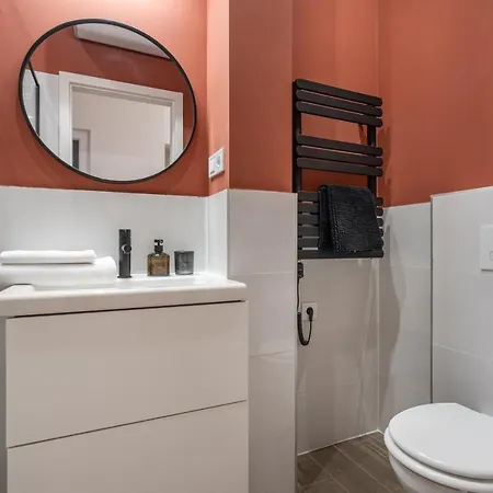 Kl26- Quality Apartments, Best Location. By Bqa *